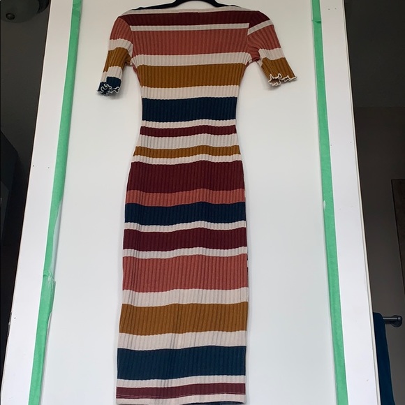 Hashtag in trend dress! - Picture 3 of 3